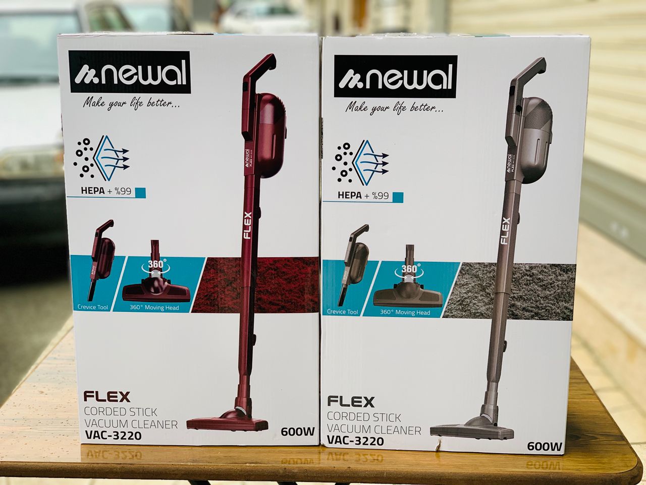 عنوان: جاروبرقی ایستاده نوال VAC-3220: پاکیزگی و سلامتی در دستان شما