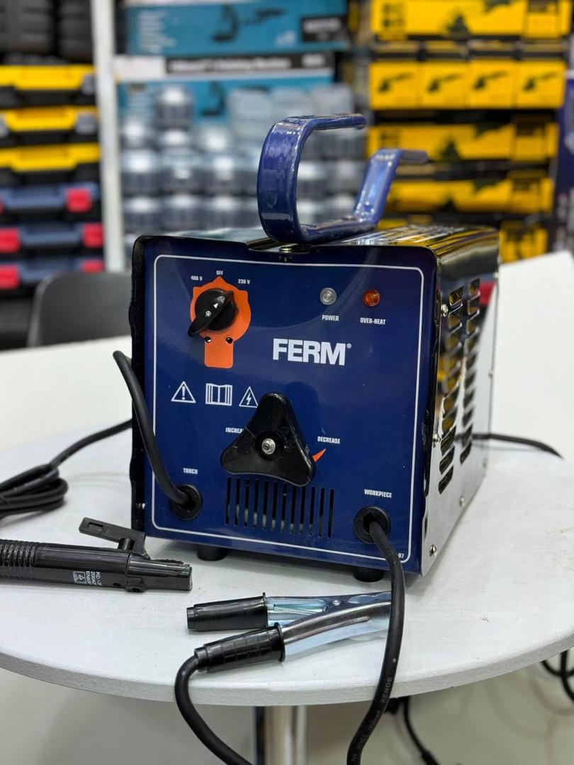 دستگاه جوش صنعتی 160 آمپر: قدرت بیرقیب، انعطافپذیری دوگانه (تک فاز و سه فاز) برای کارگاههای حرفهای