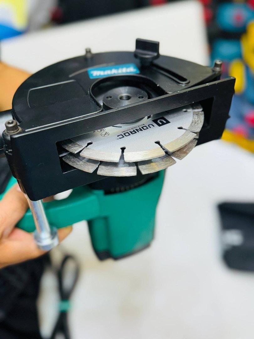 شیارزن برقی ماکیتا 1700 وات: قدرت، دقت و کارایی برای هر پروژه!