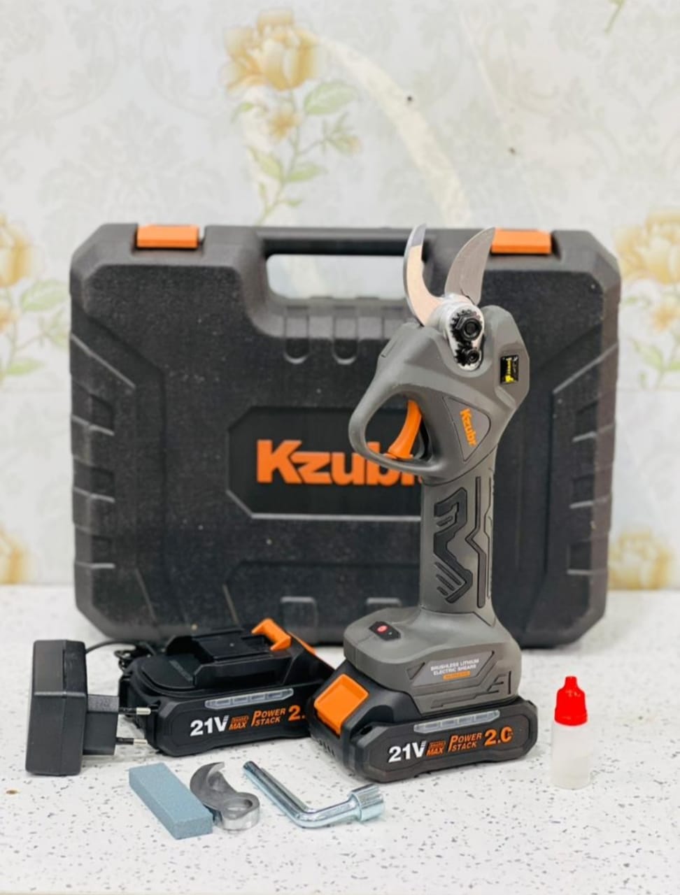 ✂️ قیچی شارژی باغبانی زوبر (Zoobur) – موتور براشلس (۵۰۰ وات)