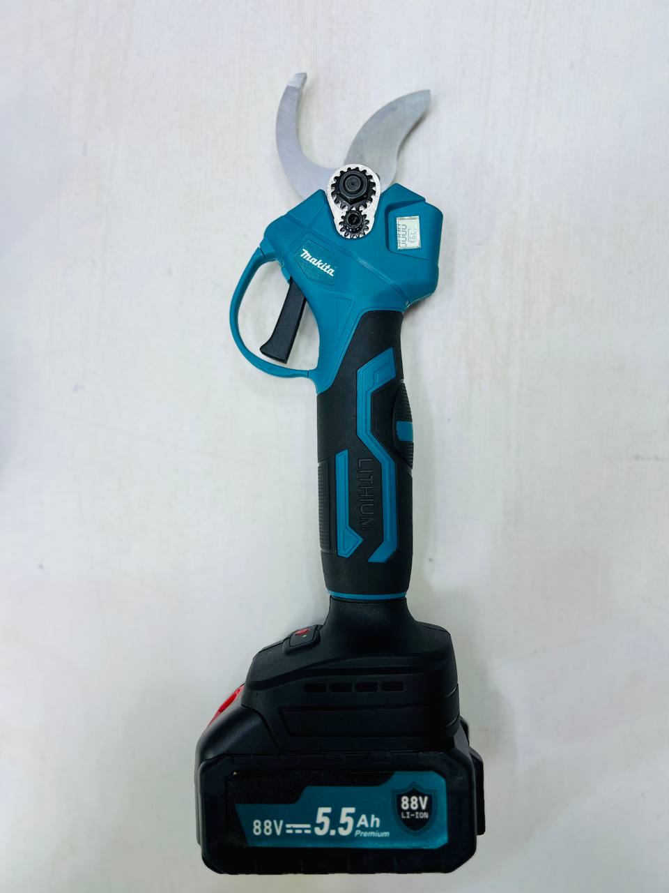 قیچی شارژی طرح ماکیتا دو باطری 10سلولی مدلmakita 88v