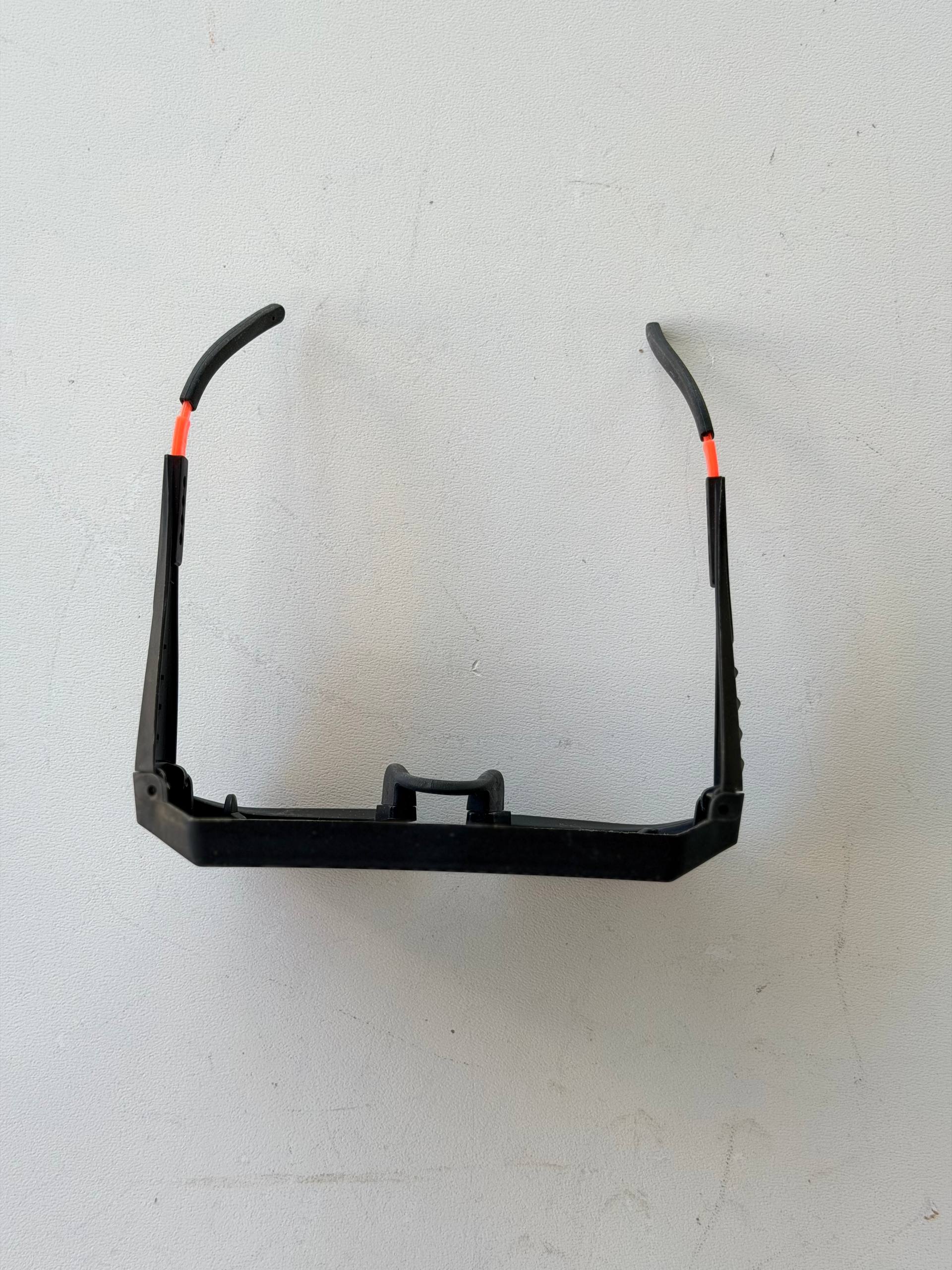 عینک جوشکاری اتوماتیک (Auto Darkening Welding Glasses)